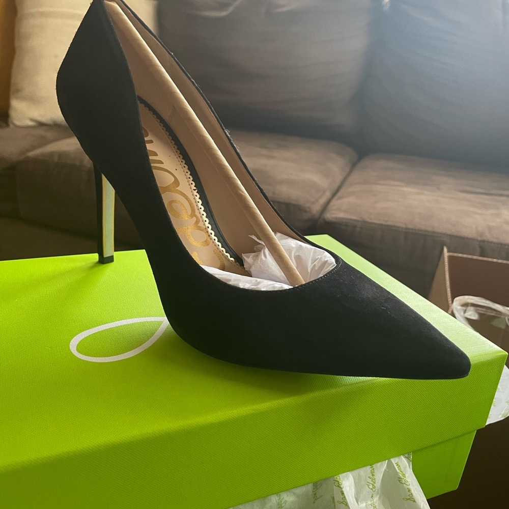 Black Suede Sam Edelman Pumps